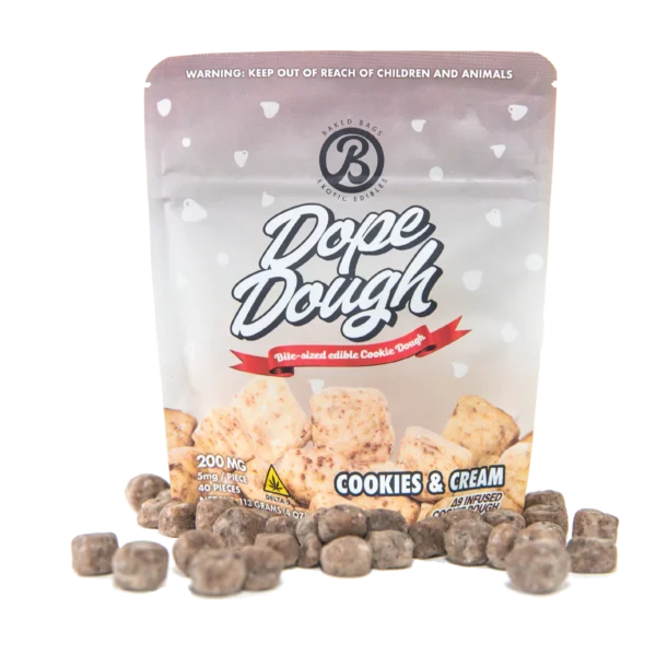 BAKED BAGS DOPE DOUGH - COOKIES & CREAM